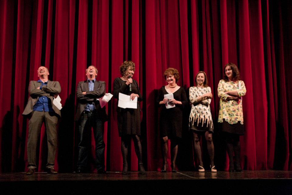 <p>De jury en haar vertolkers</p>
