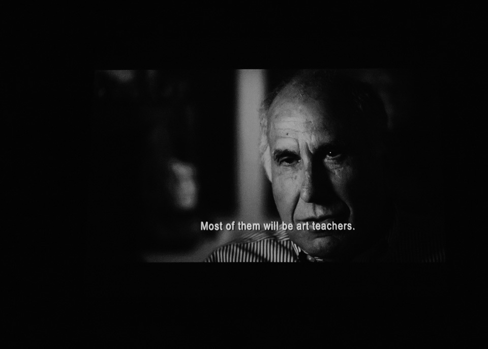 <p>&nbsp;&quot;After 10 years ... &quot;,&nbsp; een verzamelaar over kunstenaars in de documentaire The Next Big Thing</p>
