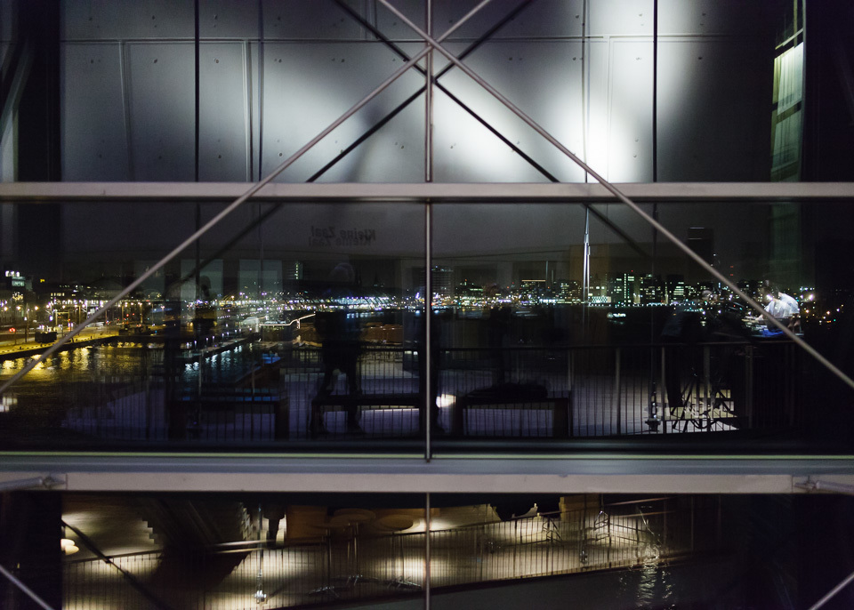 <p>Muziekgebouw by night</p>
