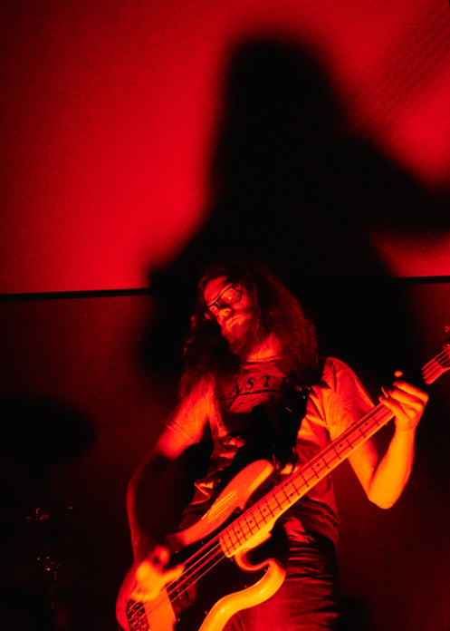 <p>Terzij de Horde performs a poem by&nbsp;Marsman</p>
